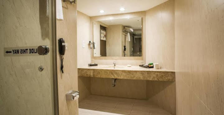 The Residency, Chennai Hotel Exterior photo